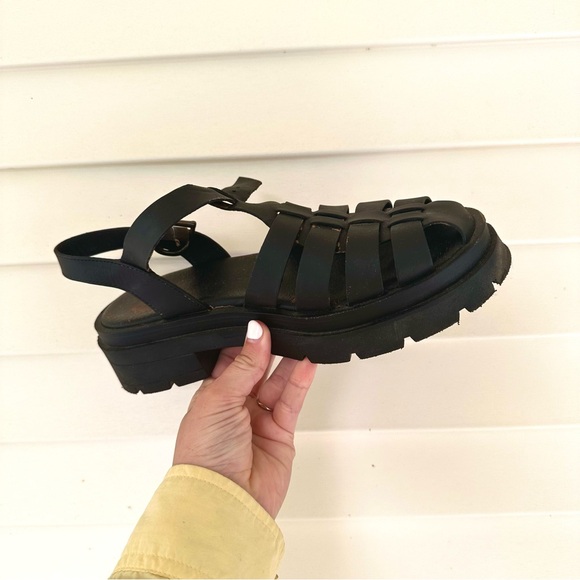 Vegan Leather Cage Sandals - Picture 3 of 5